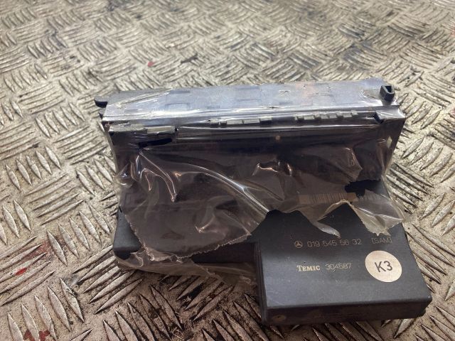 bontott MERCEDES-BENZ E-CLASS Komfort Elektronika