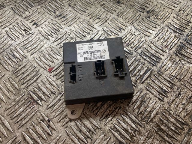 bontott MERCEDES-BENZ E-CLASS Komfort Elektronika