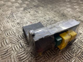 bontott MERCEDES-BENZ E-CLASS Komfort Elektronika