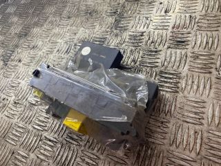 bontott MERCEDES-BENZ E-CLASS Komfort Elektronika