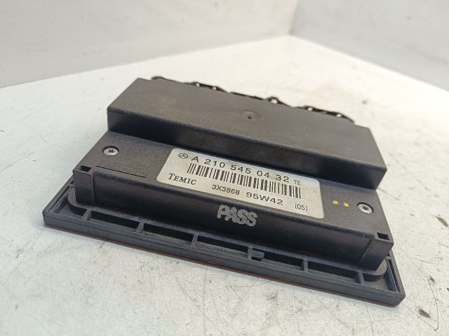 bontott MERCEDES-BENZ E-CLASS Komfort Elektronika