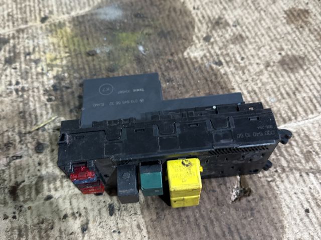 bontott MERCEDES-BENZ E-CLASS Komfort Elektronika