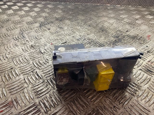 bontott MERCEDES-BENZ E-CLASS Komfort Elektronika