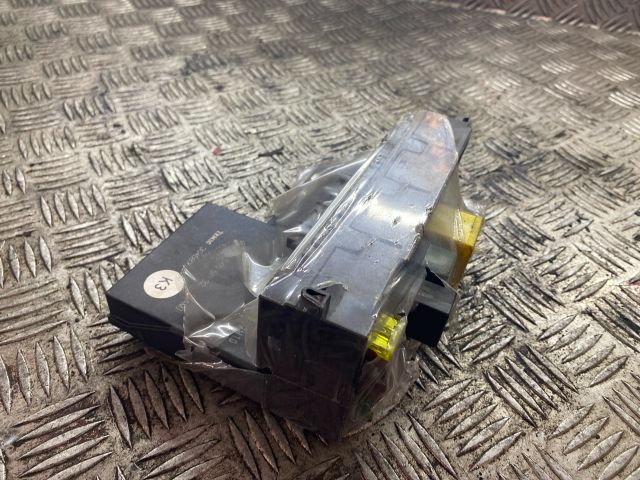 bontott MERCEDES-BENZ E-CLASS Komfort Elektronika