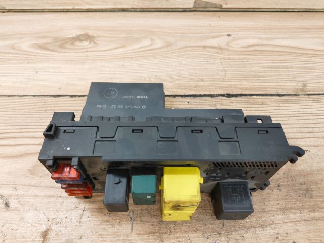 bontott MERCEDES-BENZ E-CLASS Komfort Elektronika