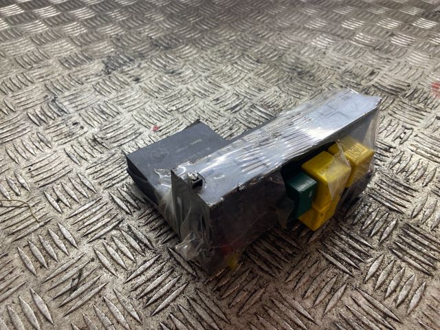 bontott MERCEDES-BENZ E-CLASS Komfort Elektronika