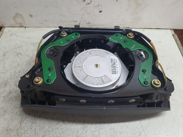 bontott MERCEDES-BENZ E-CLASS Kormánylégzsák