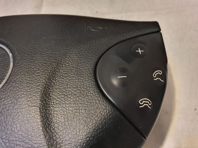 bontott MERCEDES-BENZ E-CLASS Kormánylégzsák