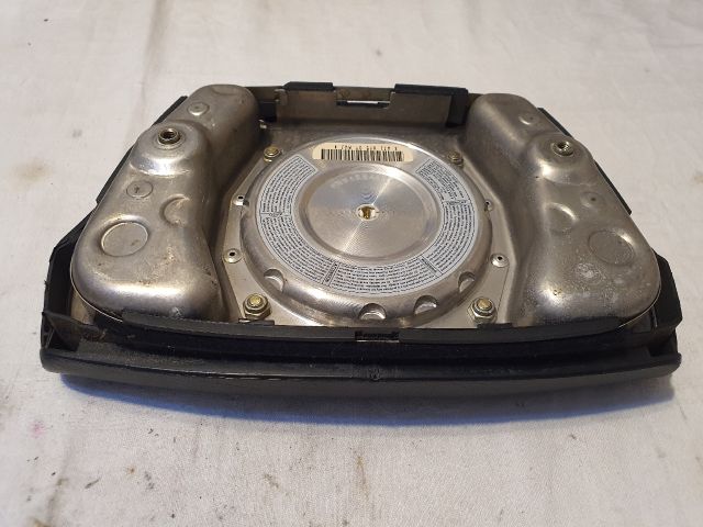 bontott MERCEDES-BENZ E-CLASS Kormánylégzsák