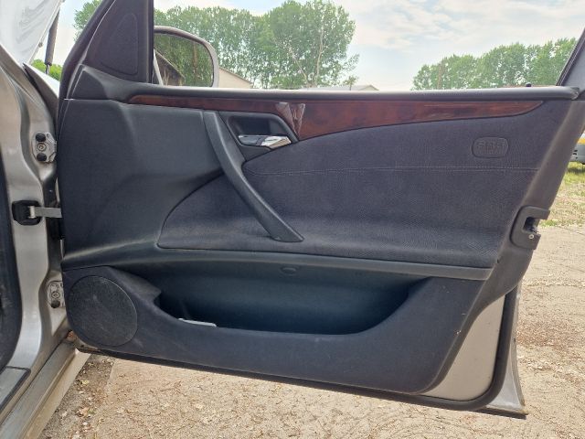 bontott MERCEDES-BENZ E-CLASS Kormánylégzsák