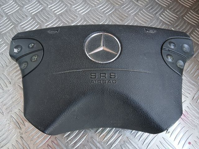 bontott MERCEDES-BENZ E-CLASS Kormánylégzsák
