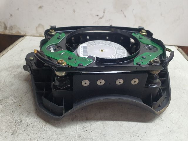 bontott MERCEDES-BENZ E-CLASS Kormánylégzsák