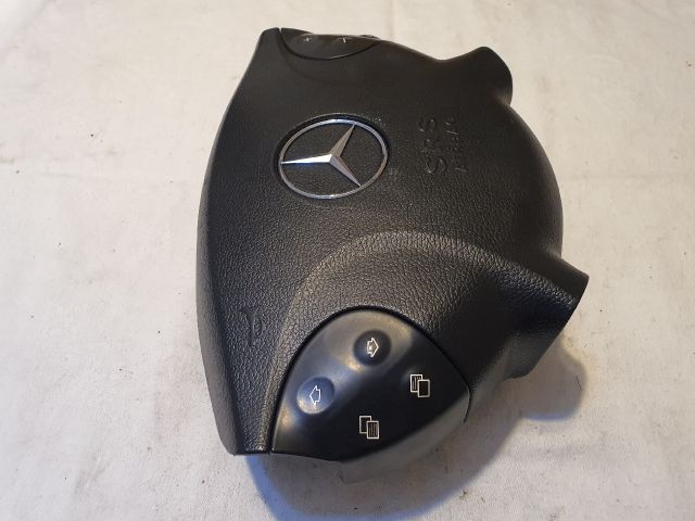 bontott MERCEDES-BENZ E-CLASS Kormánylégzsák