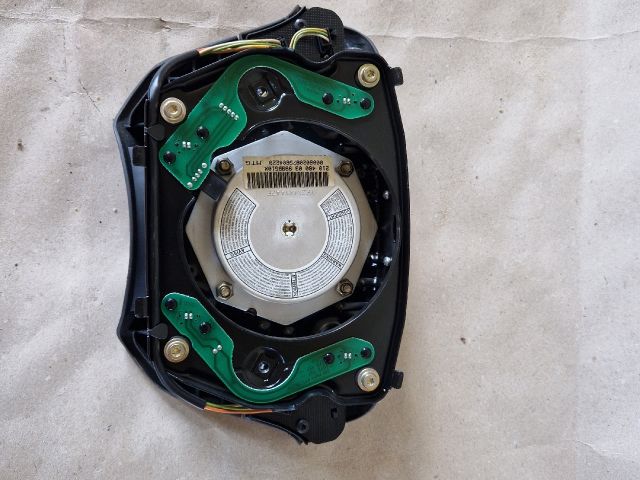 bontott MERCEDES-BENZ E-CLASS Kormánylégzsák