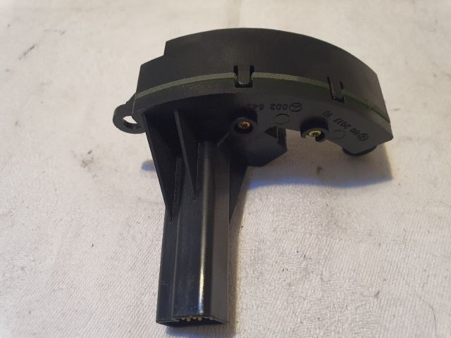 bontott MERCEDES-BENZ E-CLASS Kormányszög Jeladó