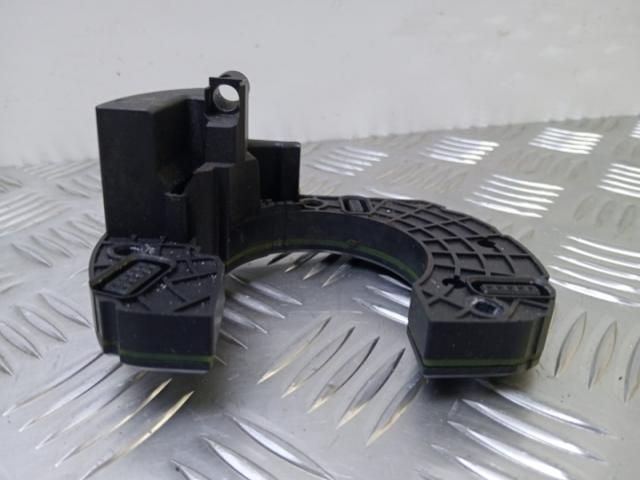 bontott MERCEDES-BENZ E-CLASS Kormányszög Jeladó