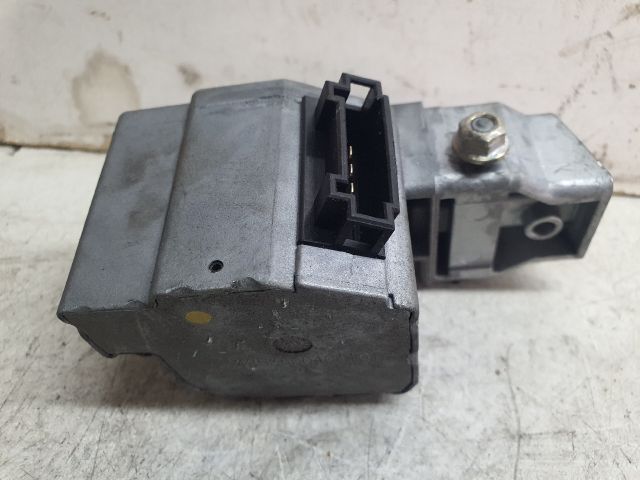 bontott MERCEDES-BENZ E-CLASS Kormányzár (Elektromos)