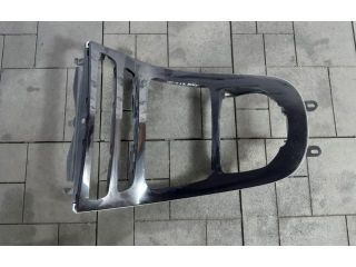 bontott MERCEDES-BENZ E-CLASS Középkonzol Keret