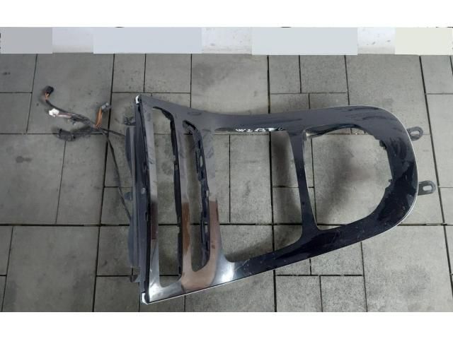 bontott MERCEDES-BENZ E-CLASS Középkonzol Keret