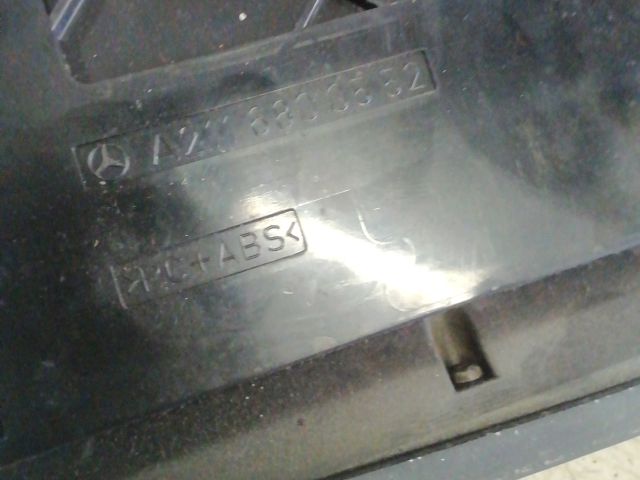 bontott MERCEDES-BENZ E-CLASS Középkonzol Vezérlő Panel