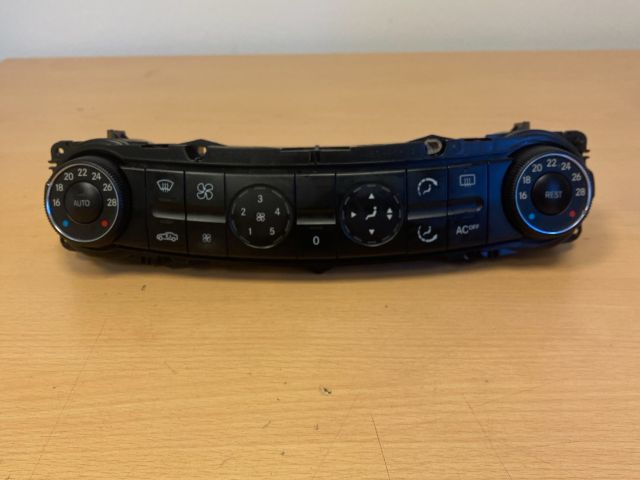 bontott MERCEDES-BENZ E-CLASS Középkonzol Vezérlő Panel