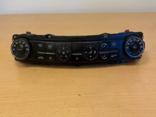 bontott MERCEDES-BENZ E-CLASS Középkonzol Vezérlő Panel