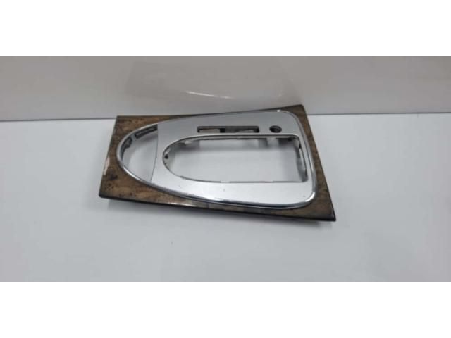 bontott MERCEDES-BENZ E-CLASS Középső Kardánbox Burkolat