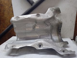 bontott MERCEDES-BENZ E-CLASS Középső Kipufogó Dob Hővédő Lemez