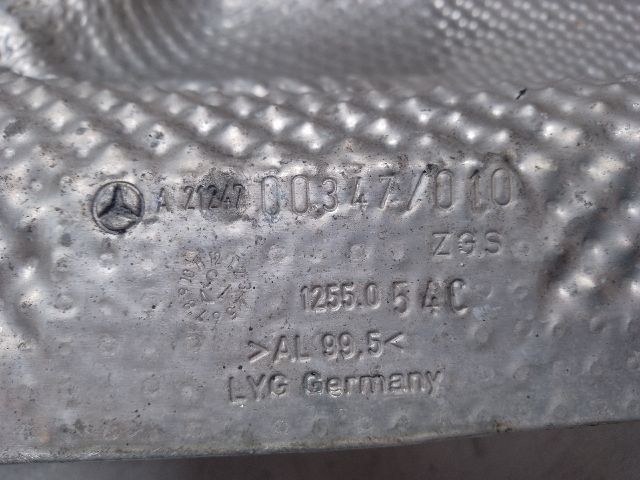 bontott MERCEDES-BENZ E-CLASS Középső Kipufogó Dob Hővédő Lemez