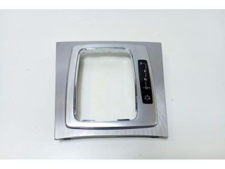 bontott MERCEDES-BENZ E-CLASS Középső Műszerfal Díszléc