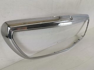 bontott MERCEDES-BENZ E-CLASS Középső Műszerfal Díszléc