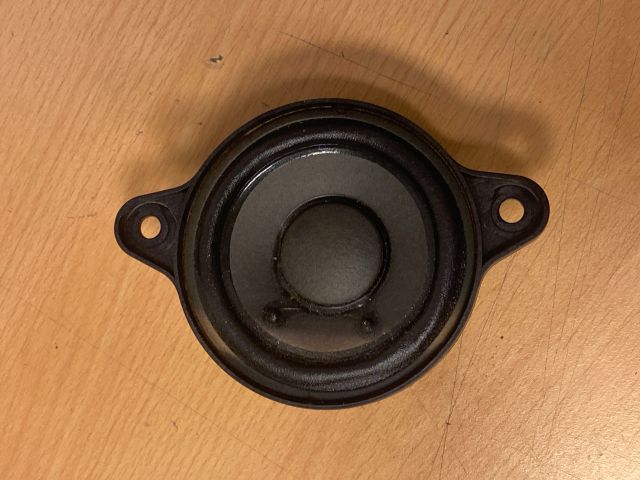 bontott MERCEDES-BENZ E-CLASS Középső Műszerfal Hangszóró