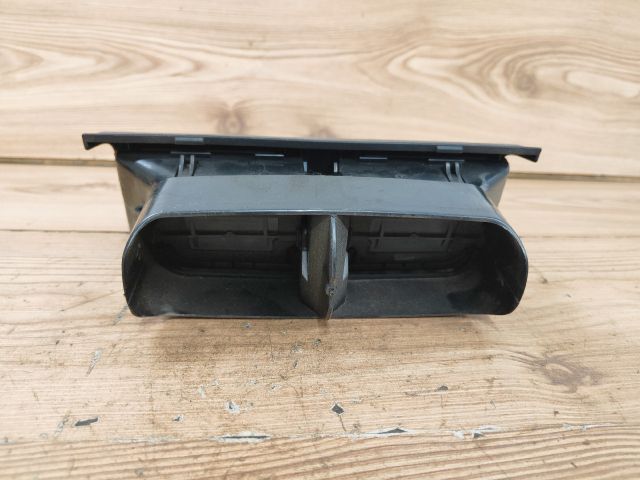 bontott MERCEDES-BENZ E-CLASS Középső Szellőző