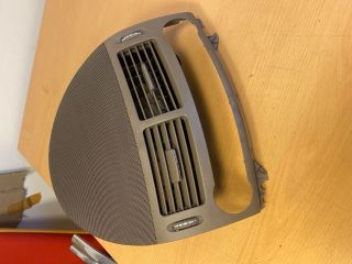 bontott MERCEDES-BENZ E-CLASS Középső Szellőző