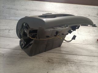 bontott MERCEDES-BENZ E-CLASS Középső Szellőző