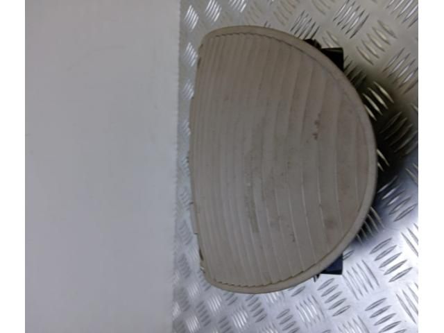 bontott MERCEDES-BENZ E-CLASS Középső Szellőző