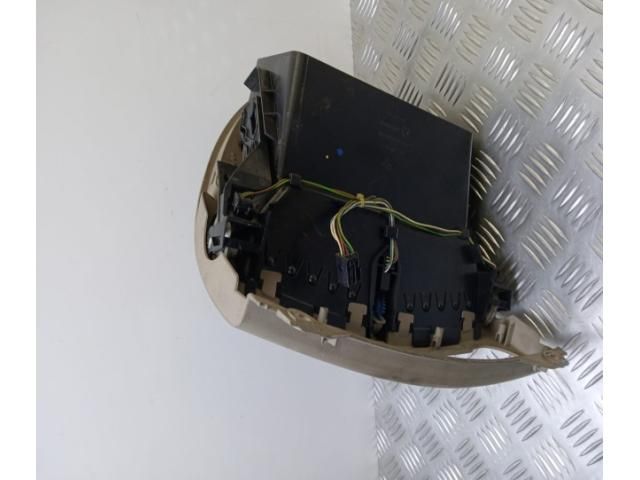 bontott MERCEDES-BENZ E-CLASS Középső Szellőző