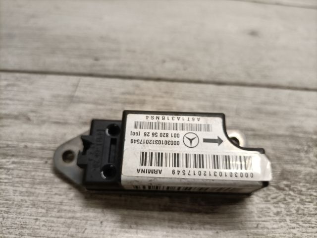 bontott MERCEDES-BENZ E-CLASS Központi Ütközés Érzékelő