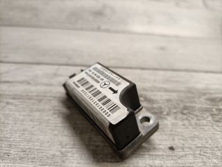 bontott MERCEDES-BENZ E-CLASS Központi Ütközés Érzékelő