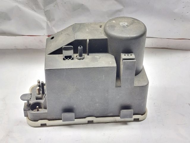 bontott MERCEDES-BENZ E-CLASS Központizár Elektronika