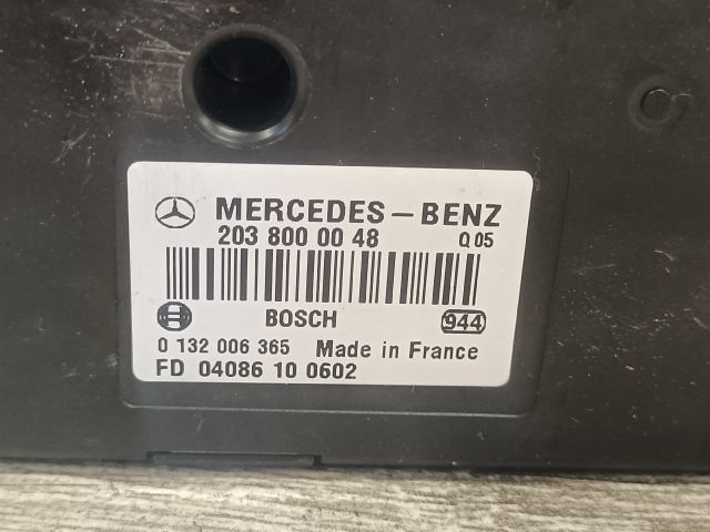 bontott MERCEDES-BENZ E-CLASS Központizár Elektronika