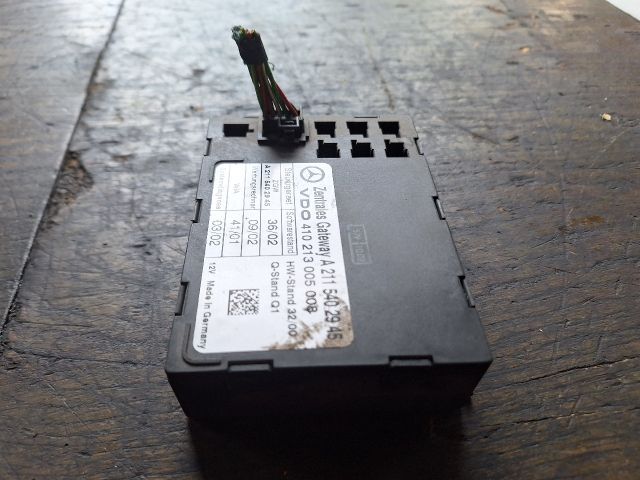 bontott MERCEDES-BENZ E-CLASS Központizár Elektronika