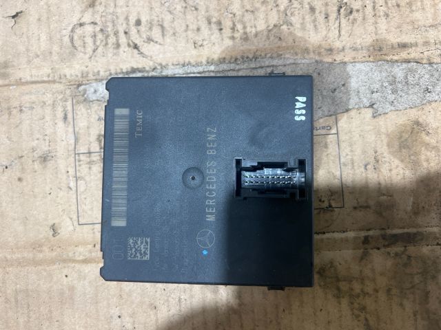 bontott MERCEDES-BENZ E-CLASS Központizár Elektronika