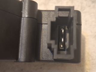 bontott MERCEDES-BENZ E-CLASS Központizár Motor Csomagtérajtó