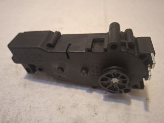 bontott MERCEDES-BENZ E-CLASS Központizár Motor Csomagtérajtó