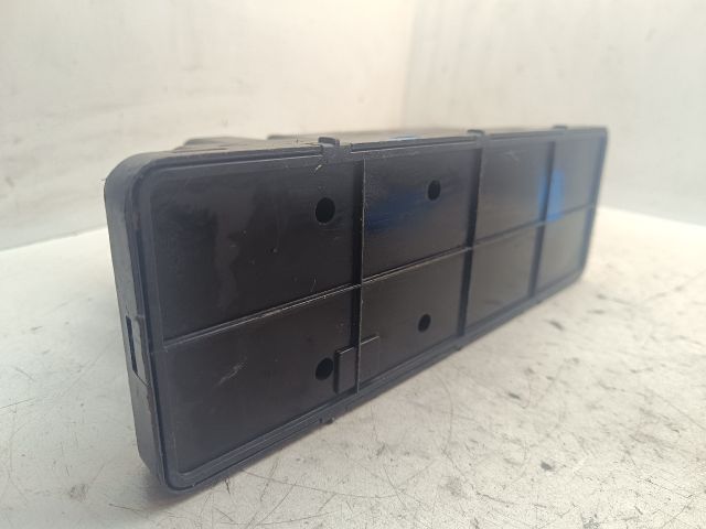 bontott MERCEDES-BENZ E-CLASS Központizár Motor (Pozíciófüggetlen)