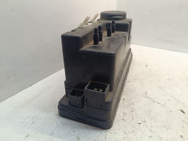 bontott MERCEDES-BENZ E-CLASS Központizár Motor (Pozíciófüggetlen)