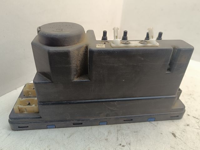 bontott MERCEDES-BENZ E-CLASS Központizár Motor (Pozíciófüggetlen)