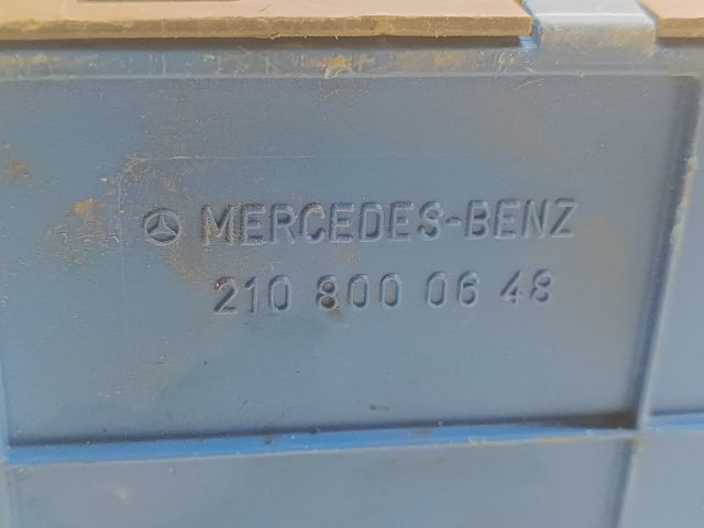 bontott MERCEDES-BENZ E-CLASS Központizár Motor (Pozíciófüggetlen)