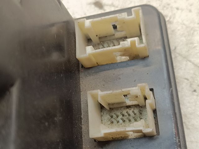 bontott MERCEDES-BENZ E-CLASS Központizár Motor (Pozíciófüggetlen)